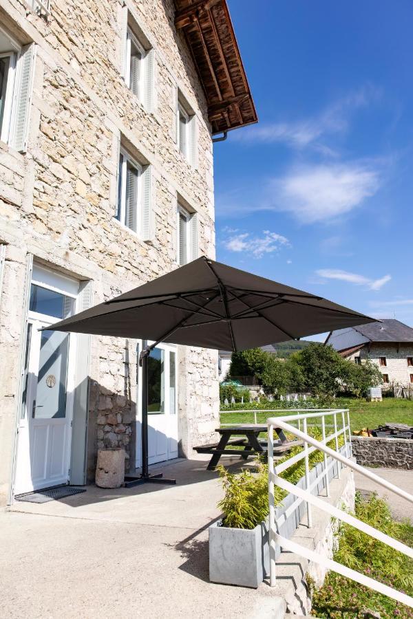 Апартаменты La Batisse L'Arbre Beige Le Petit-Abergement Экстерьер фото
